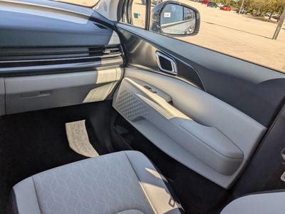 2026 Kia Carnival Hybrid - Photo 25