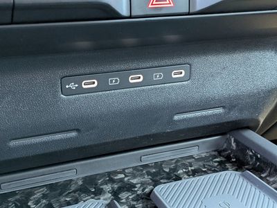 2027 Kia Telluride - Photo 36