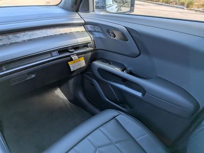 2027 Kia Telluride - Photo 23