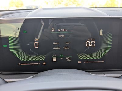 2026 Kia Sportage Plug-In Hybrid - Photo 33