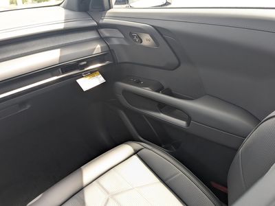 2027 Kia Telluride Hybrid - Photo 24