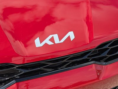 2026 Kia K5 — photo 11 view
