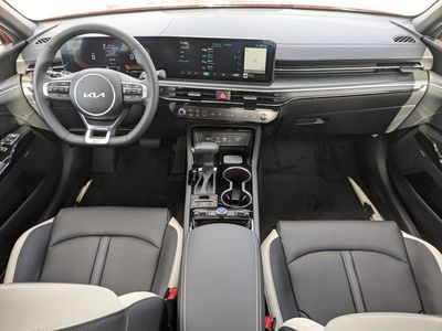 2026 Kia K5 — photo 17 view