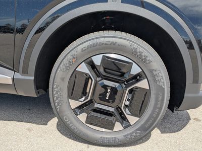 2027 Kia Telluride Hybrid - Photo 11