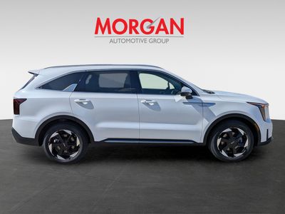 2026 Kia Sorento Hybrid - Photo 4