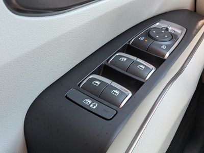 2026 Kia Sorento Hybrid - Photo 27
