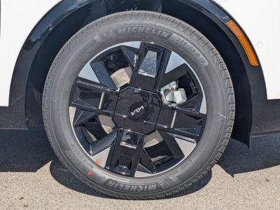 2026 Kia Sportage — photo 11 view