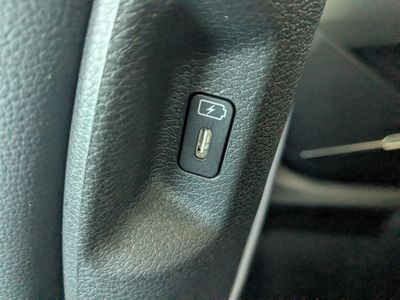 2026 Kia Sportage — photo 17 view