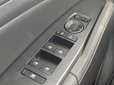 2026 Kia Sportage — photo 32 view