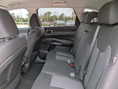 2026 Kia Sorento — photo 16 view