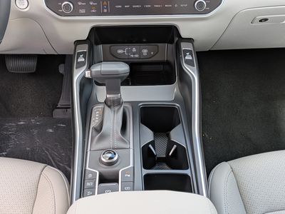2026 Kia Sorento — photo 25 view