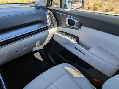 2026 Kia Sorento Hybrid - Photo 23