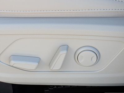 2026 Kia Sorento Hybrid - Photo 27
