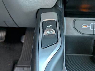 2026 Kia Sorento Hybrid - Photo 36