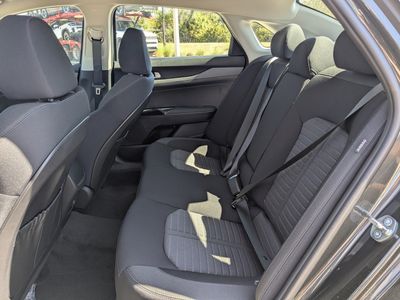 2026 Kia K5 — photo 14 view
