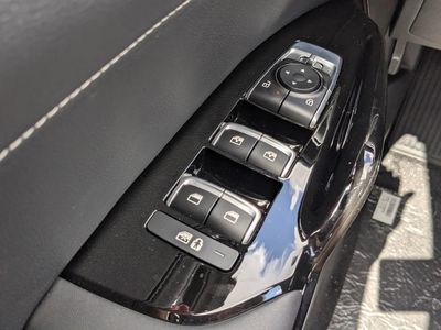 2026 Kia K5 — photo 28 view