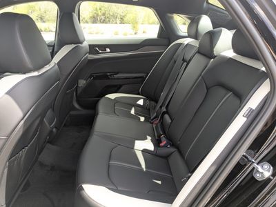 2026 Kia K5 — photo 14 view