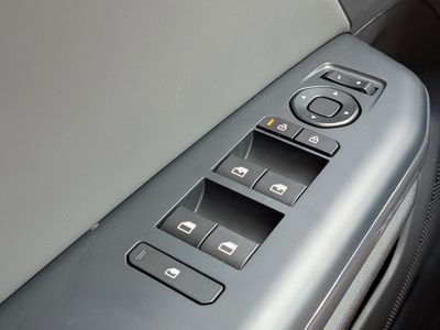 2026 Kia K4 - Photo 22