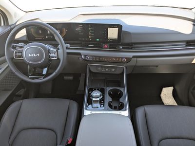 2026 Kia Carnival Hybrid — photo 21 view