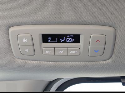 2026 Kia Carnival Hybrid — photo 18 view