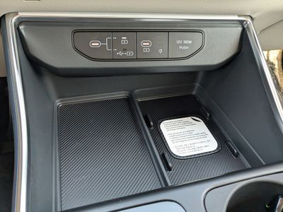 2026 Kia Carnival Hybrid — photo 27 view