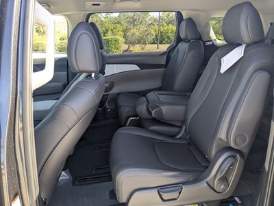 2026 Kia Carnival Hybrid - Photo 17