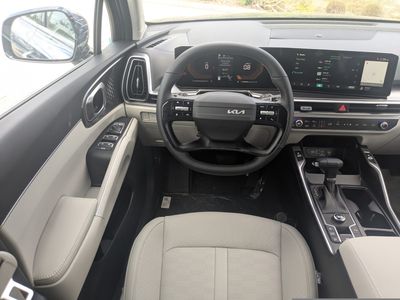 2026 Kia Sorento - Photo 26