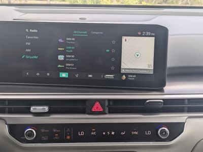 2026 Kia Sorento - Photo 24
