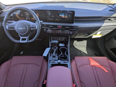 2026 Kia K5 — photo 18 view