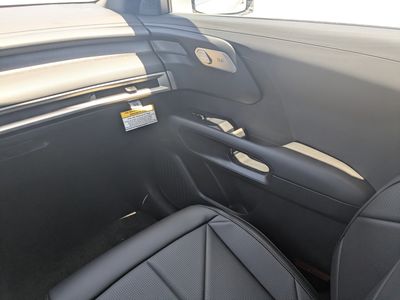 2027 Kia Telluride Hybrid - Photo 24