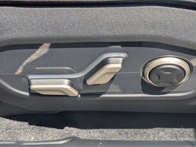 2027 Kia Telluride Hybrid - Photo 27