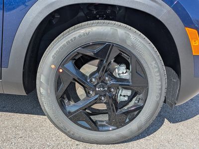 2026 Kia Seltos — photo 12 view