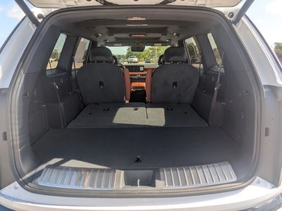 2027 Kia Telluride Hybrid - Photo 13