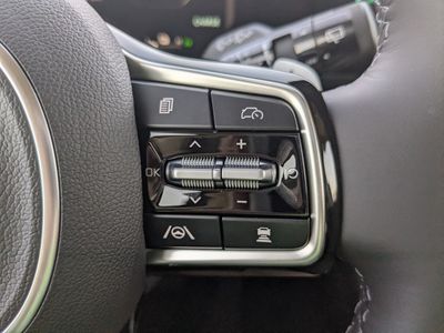 2026 Kia Carnival Hybrid - Photo 33