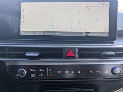 2026 Kia Sorento Hybrid - Photo 23