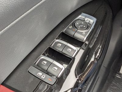 2026 Kia K5 — photo 28 view