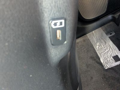 2027 Kia Telluride Hybrid - Photo 20