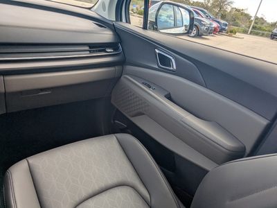 2026 Kia Carnival Hybrid — photo 22 view