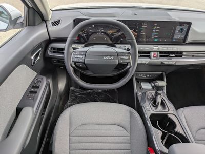 2025 Kia K4 - Photo 18
