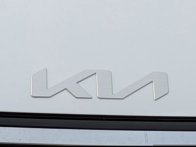 2025 Kia K4 - Photo 14