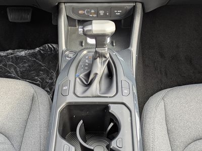 2025 Kia K4 - Photo 21