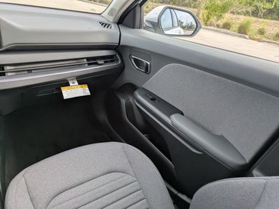 2025 Kia K4 - Photo 19