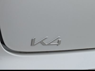 2025 Kia K4 - Photo 13