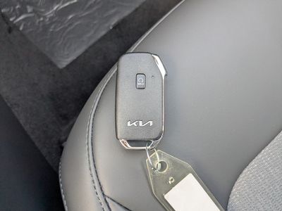 2025 Kia Niro EV - Photo 35