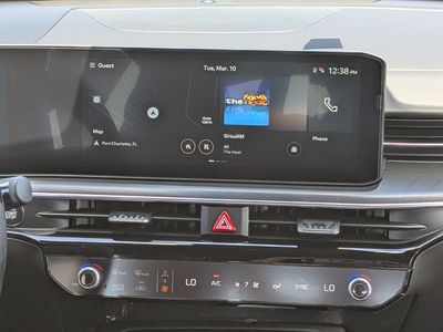 2026 Kia K5 — photo 21 view