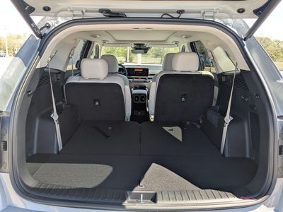 2026 Kia Sorento — photo 13 view