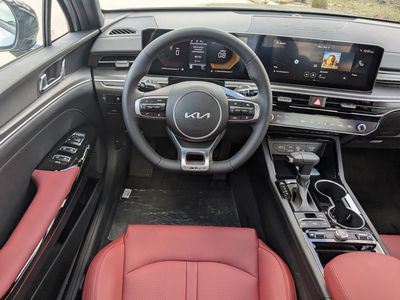 2026 Kia K5 — photo 18 view