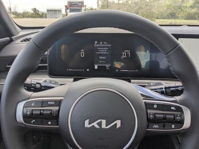 2026 Kia K5 — photo 32 view