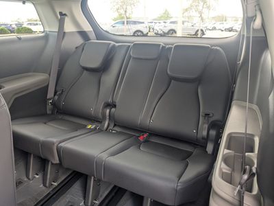 2026 Kia Carnival — photo 18 view