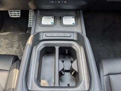 2027 Kia Telluride Hybrid - Photo 25